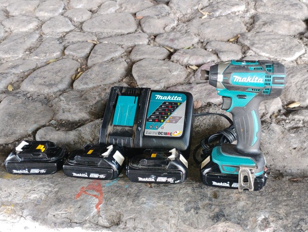 Makita Impact Driver ( Battery)&(Charger)