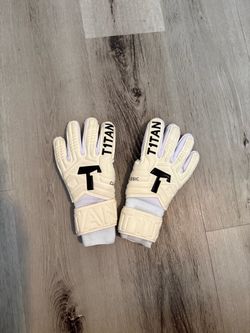 T1TAN Classic 1.0 White-Out Junior Goalkeeper Gloves – Size 6