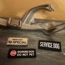 New No pull Dog Harness With Patches. M/L Dog