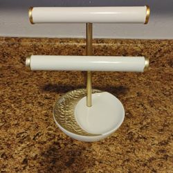 2 layered bracelet stand