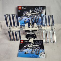 Lego Ideas 21321 NASA International Space Station 100% Complete w/ Manual & Box