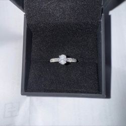 1 CT. T.W. Oval Diamond Engagement Ring in 14K White Gold (I/12)