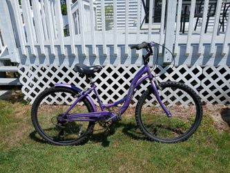 7-speed step through cruiser bike ready to ride 26 inch