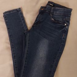 JUNIOR JEANS (  SIZE 3/4 )
