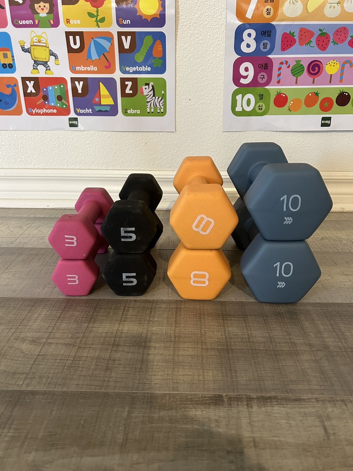 Dumbbells Pairs Of 3, 5, 8, 10 lbs