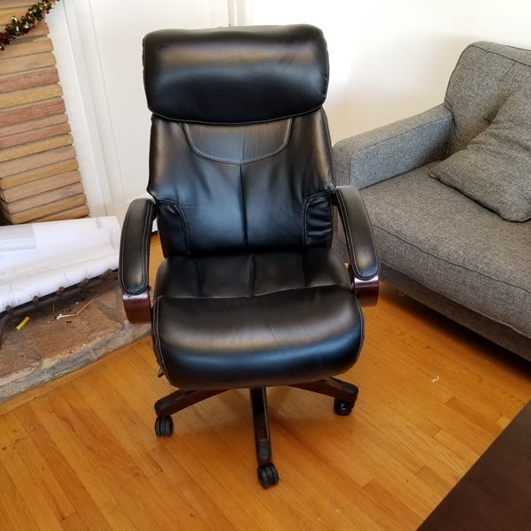 Lazboy Bradley Executive office chair, great condition