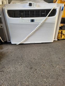 Frigidaire 15,000 btu window air conditioner.