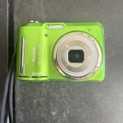 Kodak EasyShare Digital Camera C142 10 MP 3x Optical Zoom Green Compact Tested  Kodak EasyShare Digital Camera C142. 10 Megapixels, 3x Optical Zoom. G
