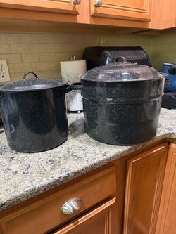 Black Speckled Enamel Pots with Lids – Set of 2