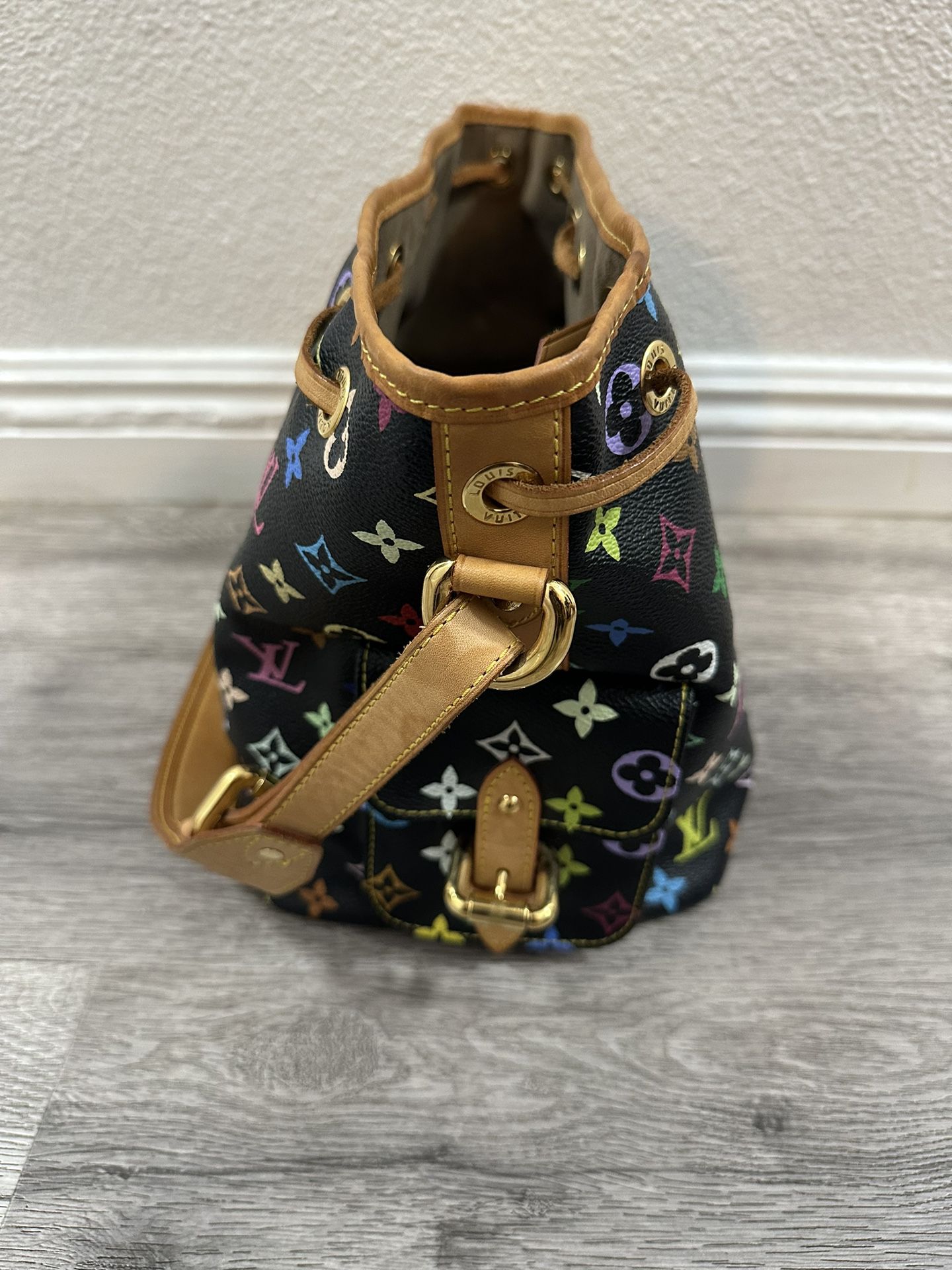 Louis Vuitton petit noe multicolor with strap for Sale in San Diego, CA -  OfferUp