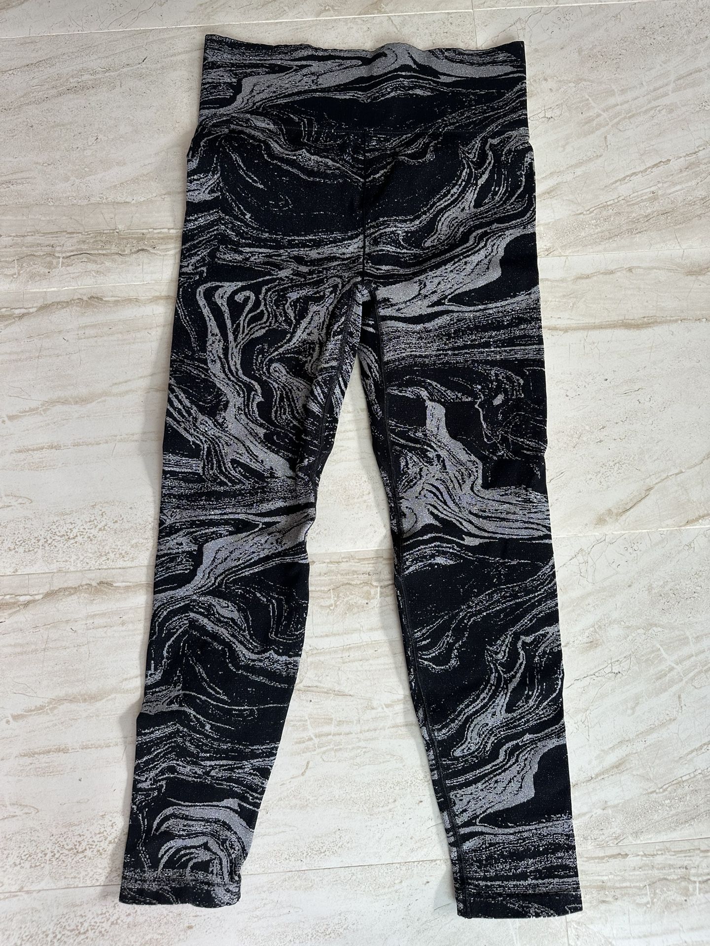 Athleta Women’s Black And Silver Leggings