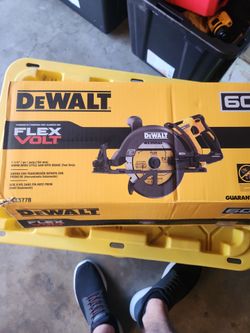 Dewalt