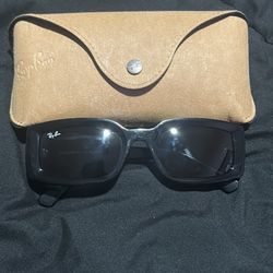 Ray Ban