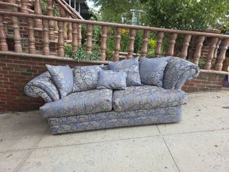 Free Sofa custom made