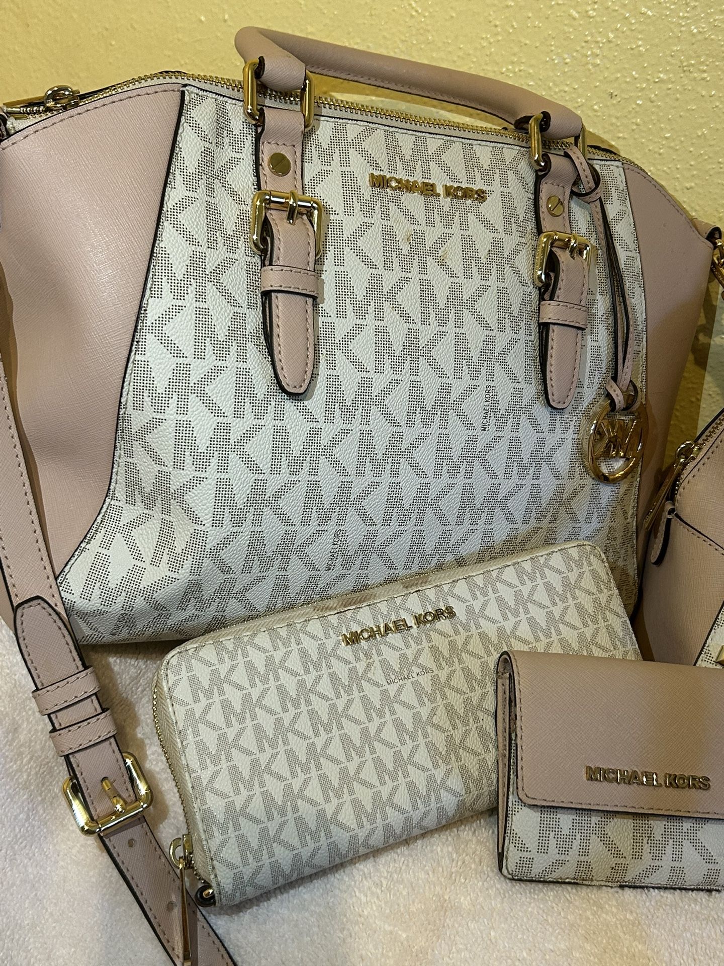 Michael Kors Purses