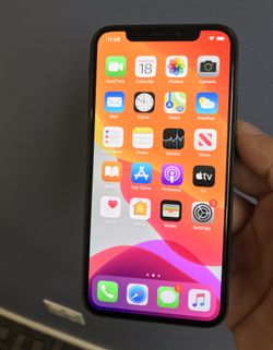 iPhone X 64GB Factory Unlocked