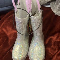 Toddler shoes size 6