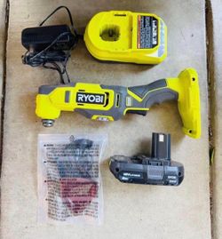 RYOBI ONE+ 18V Cordless Oscillating Multi-Tool Kit with 2.0 Ah Battery and Charger New