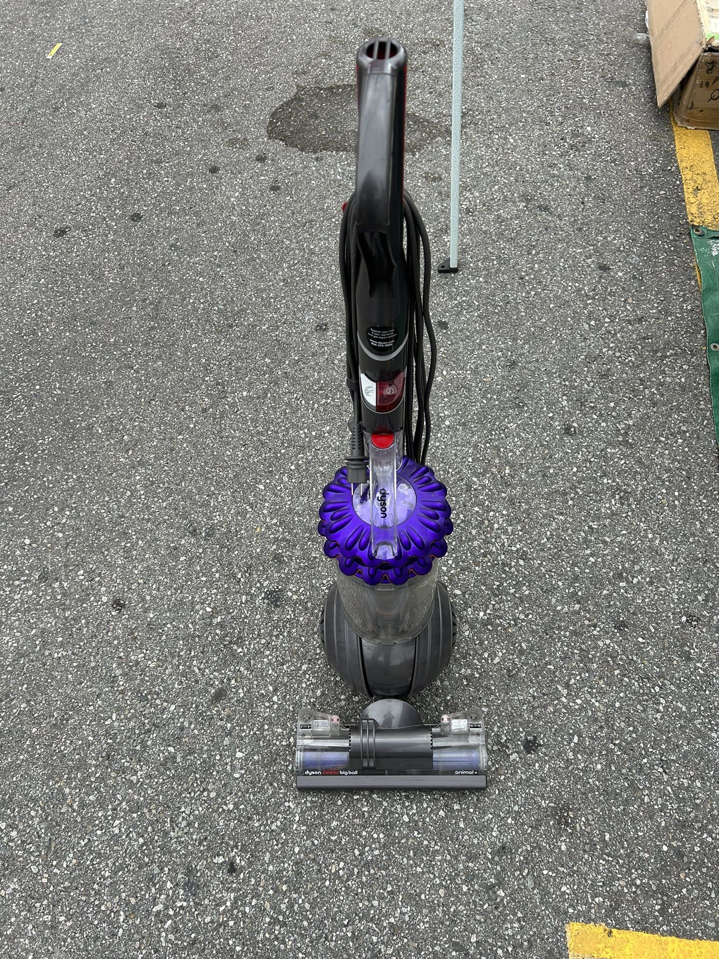 Dyson Vacuum 