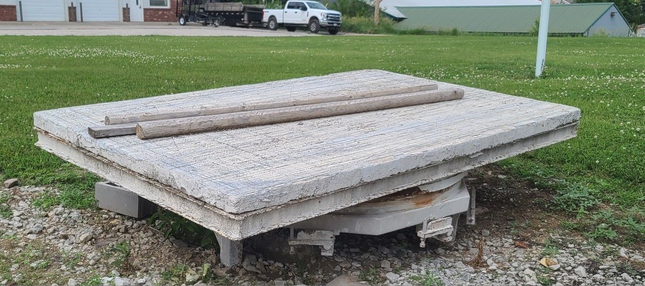 Bridge Saw Cutting Table
