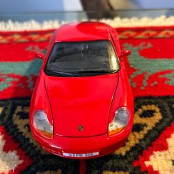 CARRITO ANTIGUO DE METAL ESCALA 1.24