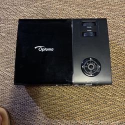 Optoma EP761 DLP Projector