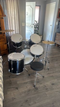 De Rosa drummer