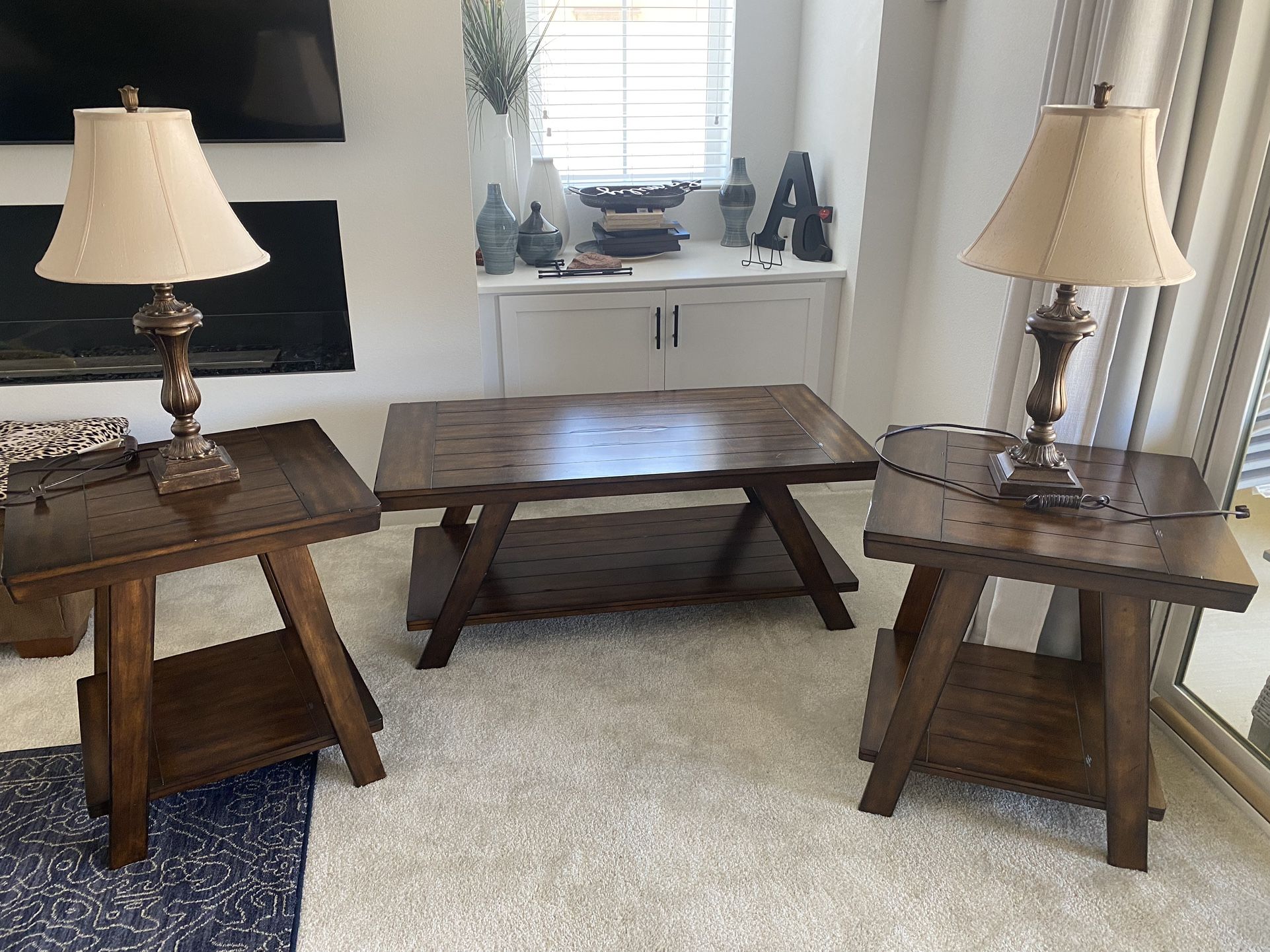 Coffee & End Tables, Lamps