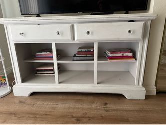 Dresser/TV stand