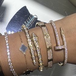 Van Cleef Bracelet Black Gold 