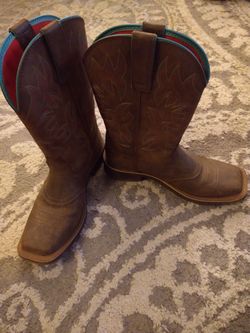 Women's Ariat Leather Cowboy Boots Size 7.5