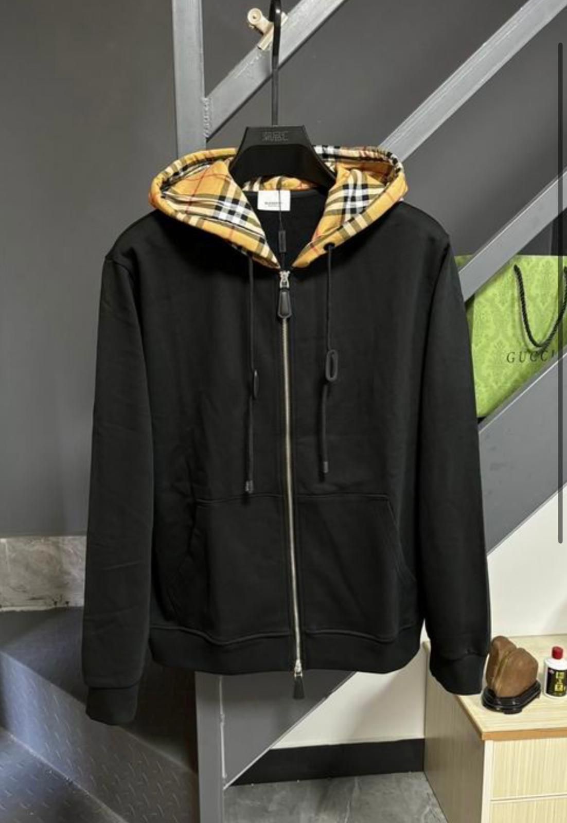 Burberry Jacket Medium 