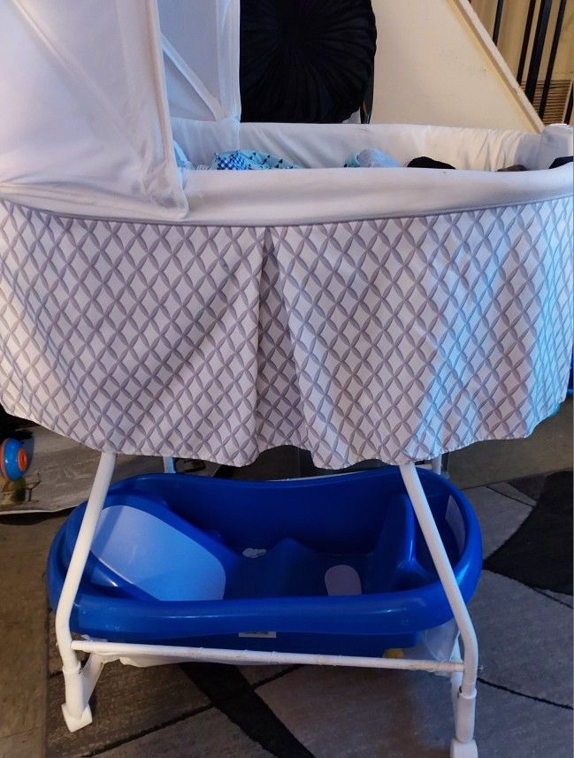 FREE BABY ITEMS!!