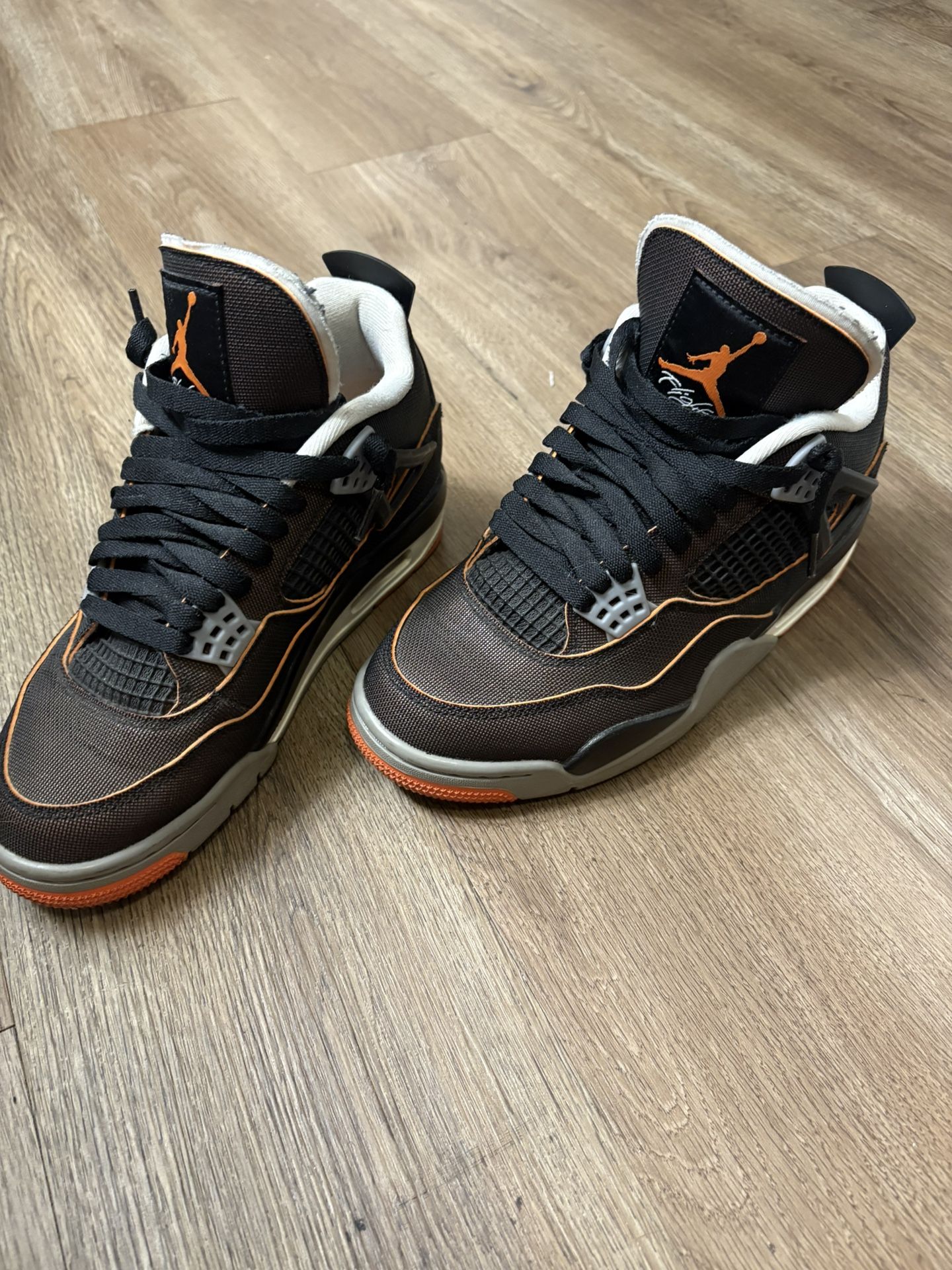 Jordan 4s Starfish