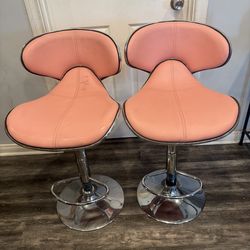 Pink leather stool set