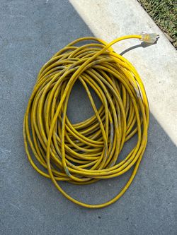 100’ Extension cord
