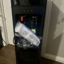 Water Dispenser 💧