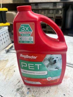 Rug Doctor Pet Deep Carpet Cleaner – 96 oz Bottle – Pro-Enzymatic Formula – Cleans Up To 9 Rooms – $10 Cash