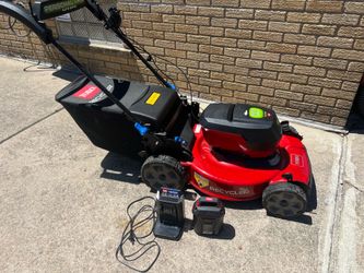 Lawn Mower w/ Personal pace Recycler 60V Battery & charger Included