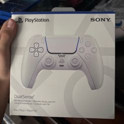 Ps5 controller pretty much brand new
