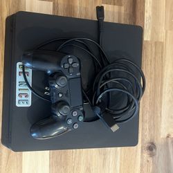 PS4 Slim with Controller – Works Perfect