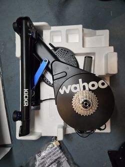 Wahoo Kickr v4 Smart Bike Trainer