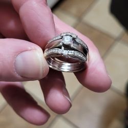 1 CT engagement/wedding ring