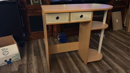 Small desk