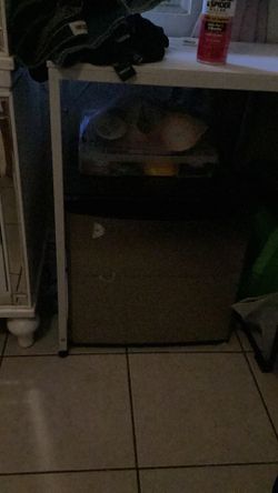 Mini fridge