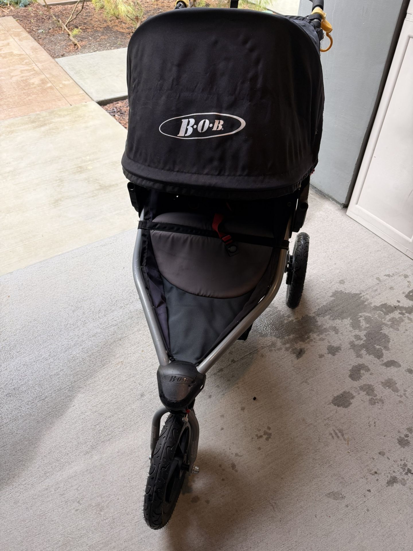 BOB Gear Rambler jogging stroller, manufactured October 10, 2017