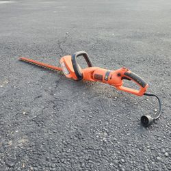 Hedge Trimmers (Black & Decker)