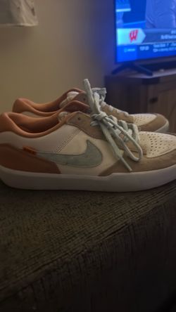 Nike SB force 58 9.5 men’s