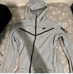 Nike Tech Letting Go For Cheap