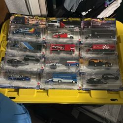 Hot Wheels Teams Transport Sets 